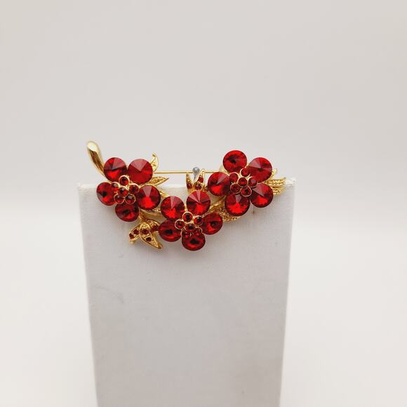 Vintage Red Rivoli Rhinestone Flower Cluster Brooch - Picture 5 of 9